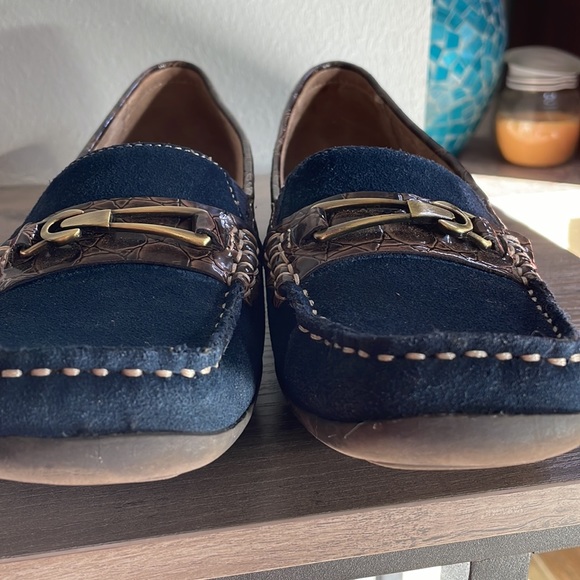 Naturalizer Canova Loafers Navy Suede with Brown Patent - Picture 7 of 9